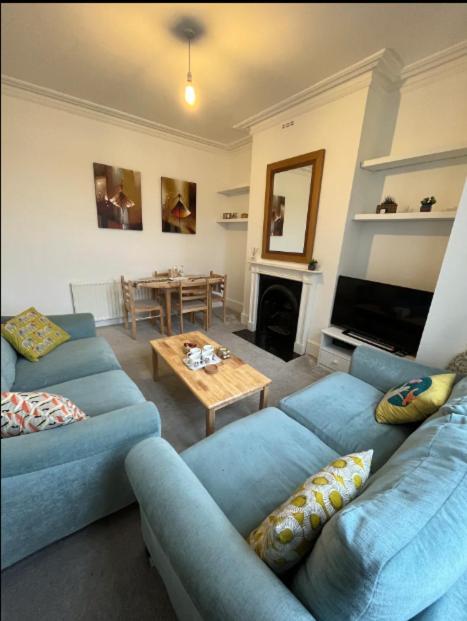 Апартаменты Two Bedroom In Лондон